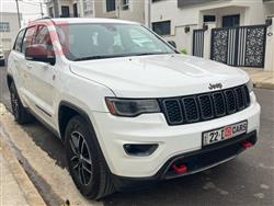 جیپ گراند شیرۆکی